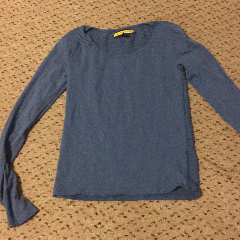 Blue long sleeve shirt with sheer tribalprint back